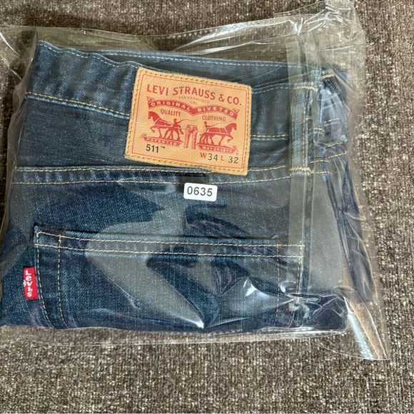 Levi Strauss 511 Dark Wash Size 34 X32 - Picture 10 of 10